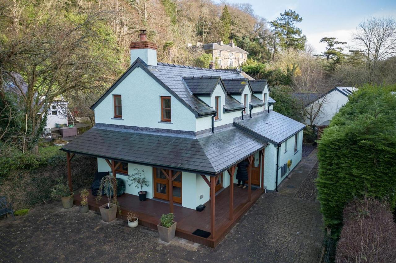 Llais Afon - 3 Bedroom Holiday Home - Фишгард Экстерьер фото