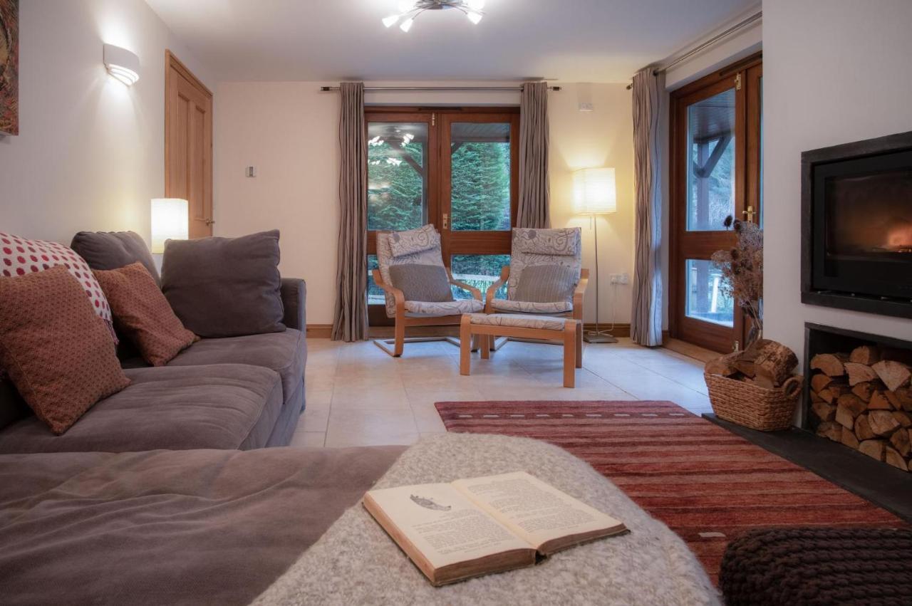 Llais Afon - 3 Bedroom Holiday Home - Фишгард Экстерьер фото