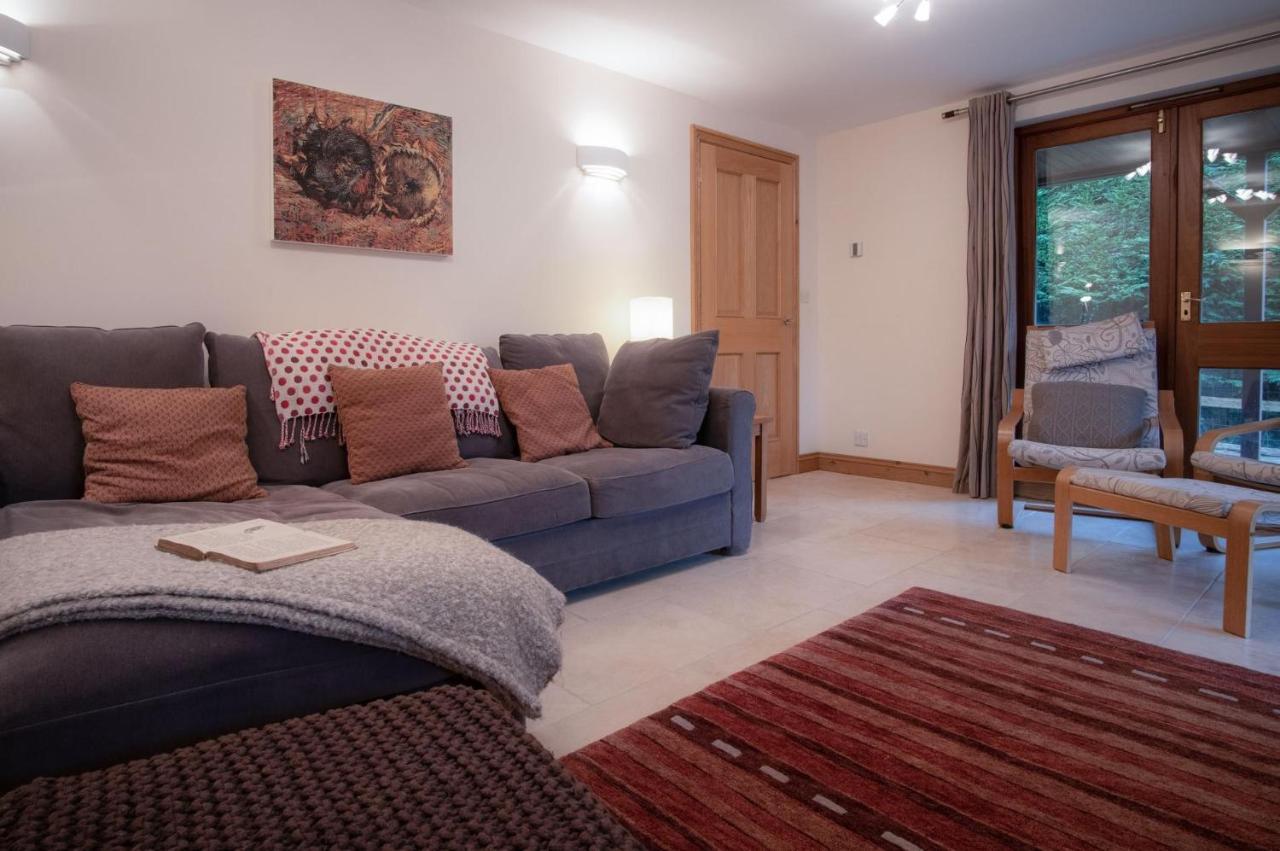 Llais Afon - 3 Bedroom Holiday Home - Фишгард Экстерьер фото